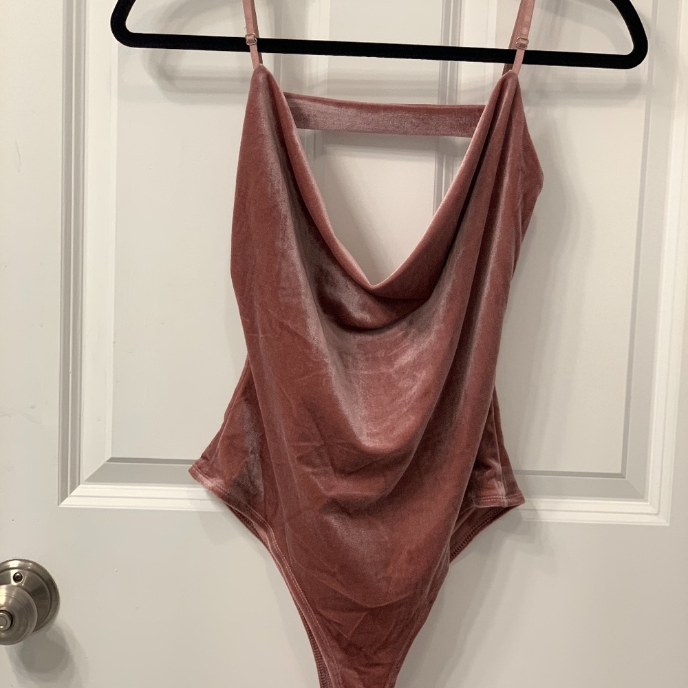 light pink velvet bodysuit tank top size L
